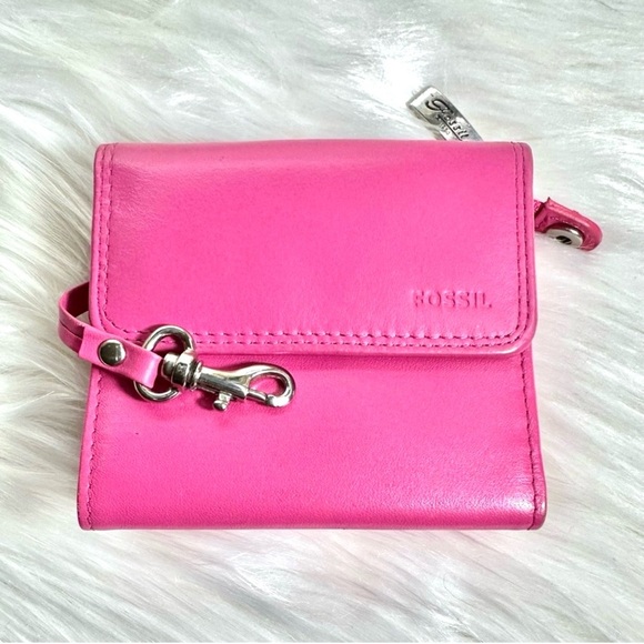 FOSSIL Genuine Leather Mini Bifold Silver Snap Wallet in Fuchsia - Vintage; EUC - Picture 7 of 8